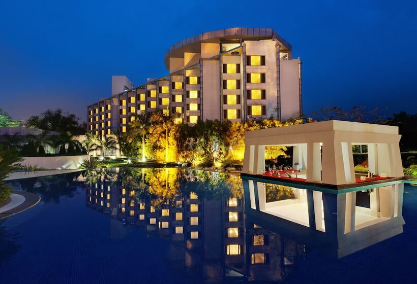 Fotos del hotel Ramada Plaza Jhv:  8