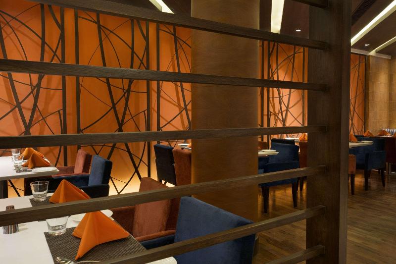 Fotos del hotel Ramada Plaza Jhv:  39