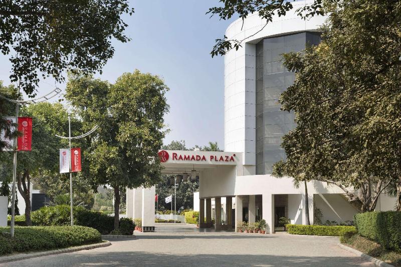 Fotos del hotel Ramada Plaza Jhv:  56