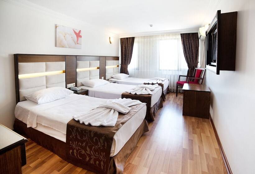 Fotos del hotel Santa Pera:  7