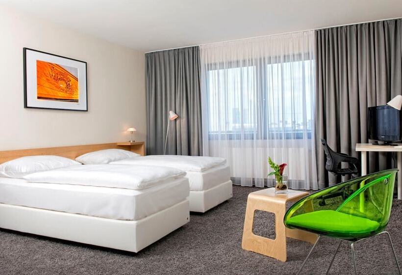 Fotos del hotel Tryp By Wyndham Frankfurt:  6