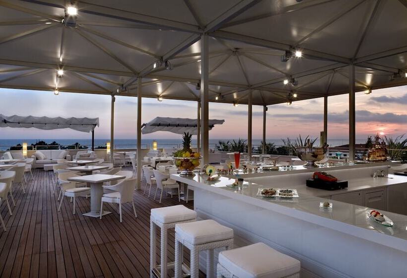 هتل Versilia Lido | Una Esperienze