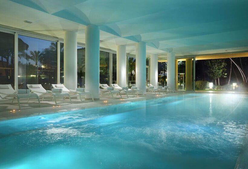 هتل Versilia Lido | Una Esperienze