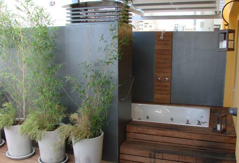 هتل Zoom Apartments