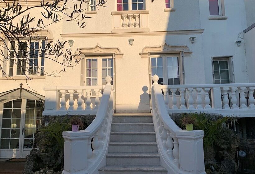 مبيت وإفطار Villa Florian