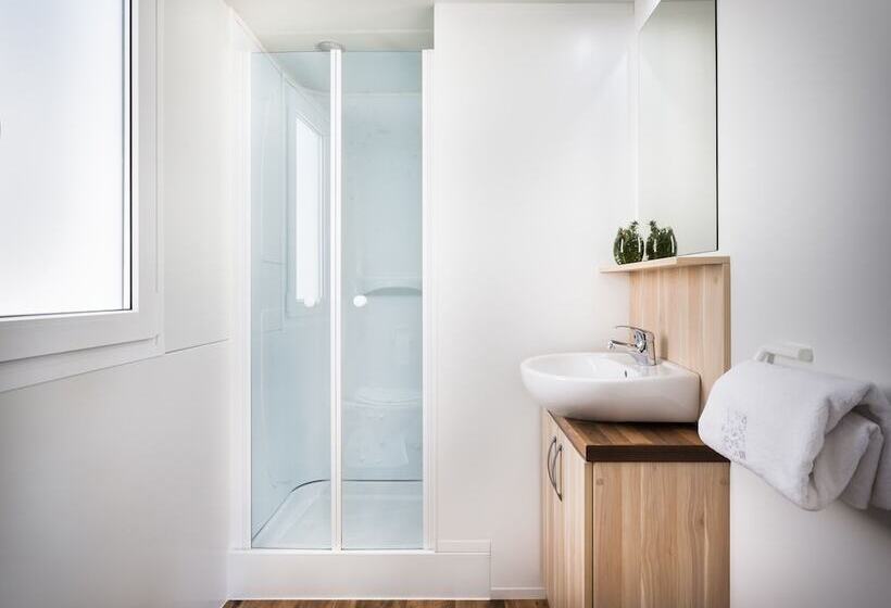 هتل Aminess Style Glamping Villas & Holiday Homes Atea