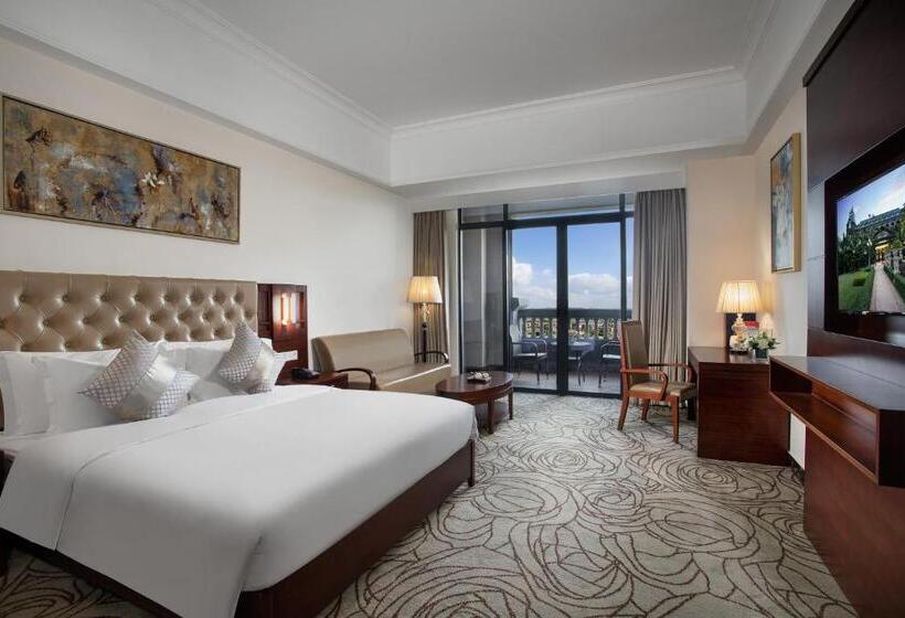 هتل Wyndham Garden Haikou South