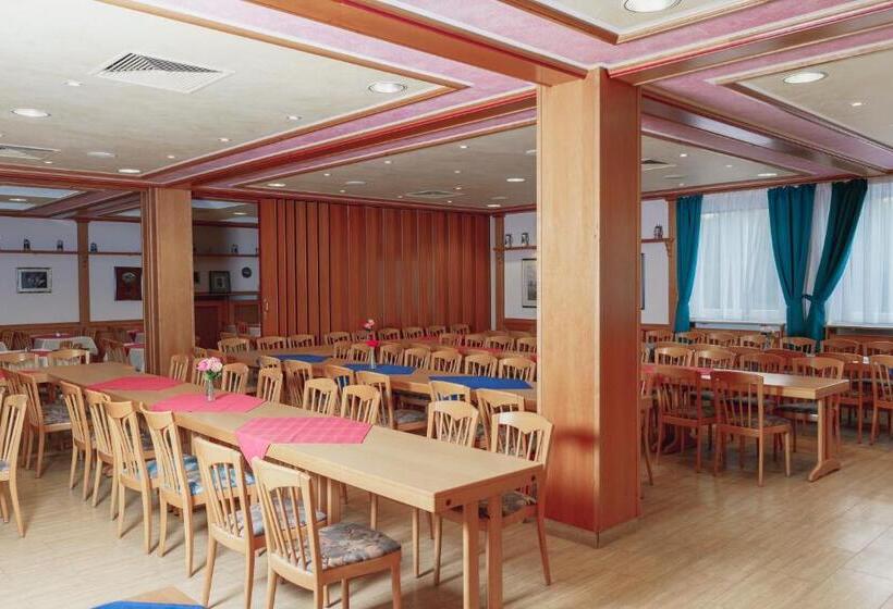 פנסיון Gasthof Kirchberger