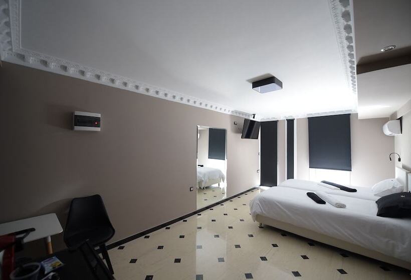 פנסיון Pietra Mare Suites