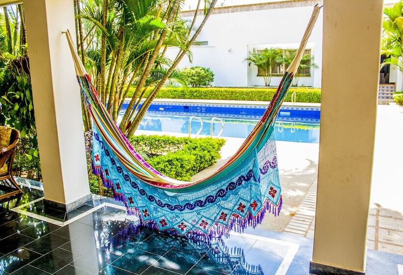 هتل Boutique Villa Casuarinas