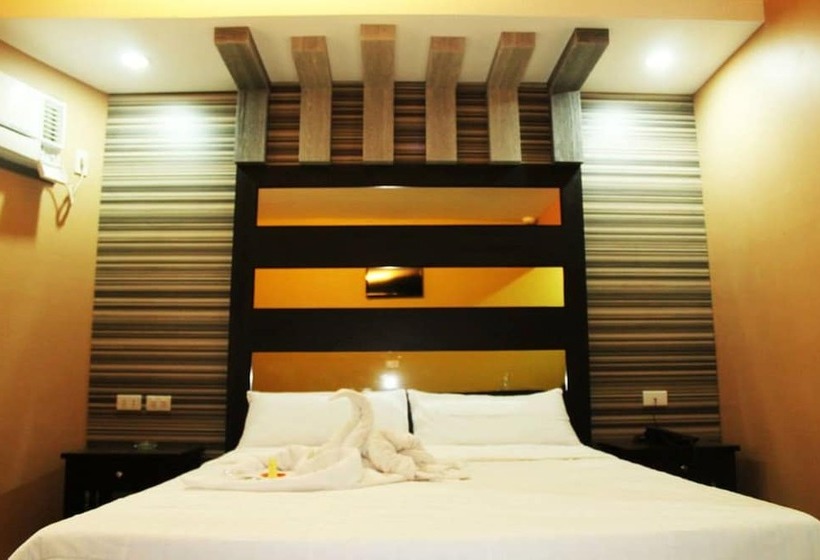 Отель El Vistra Travellers Inn & Coffee Shop