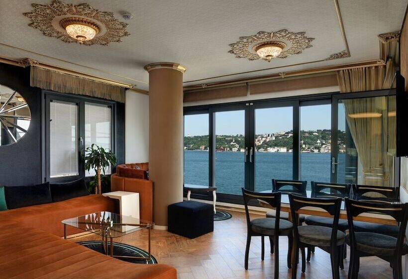 هتل Emirganli Suites