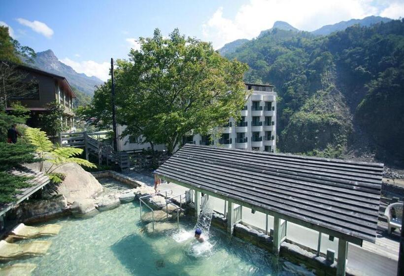 هتل King's Resort & Spa