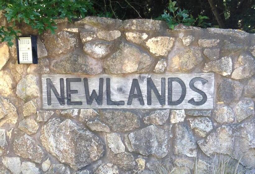 هتل Newlands Bed And Breakfast