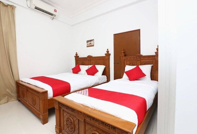 فندق Nusantara Jerteh By Oyo Rooms