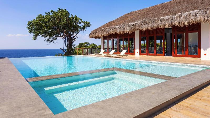 בית מלון כפרי Ocean S Edge Resort