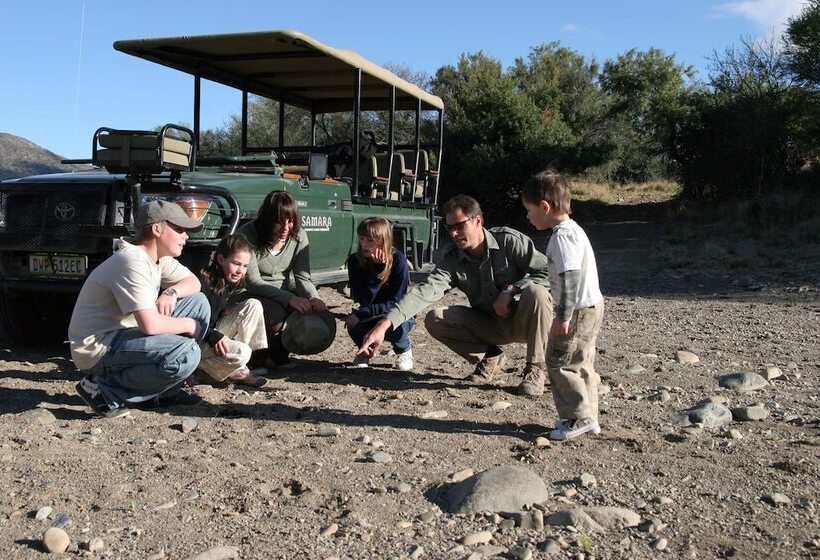 בית מלון כפרי Samara Karoo Reserve