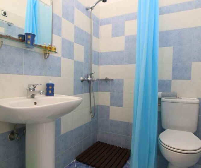 בית מלון כפרי Smaragda Rooms & Studios