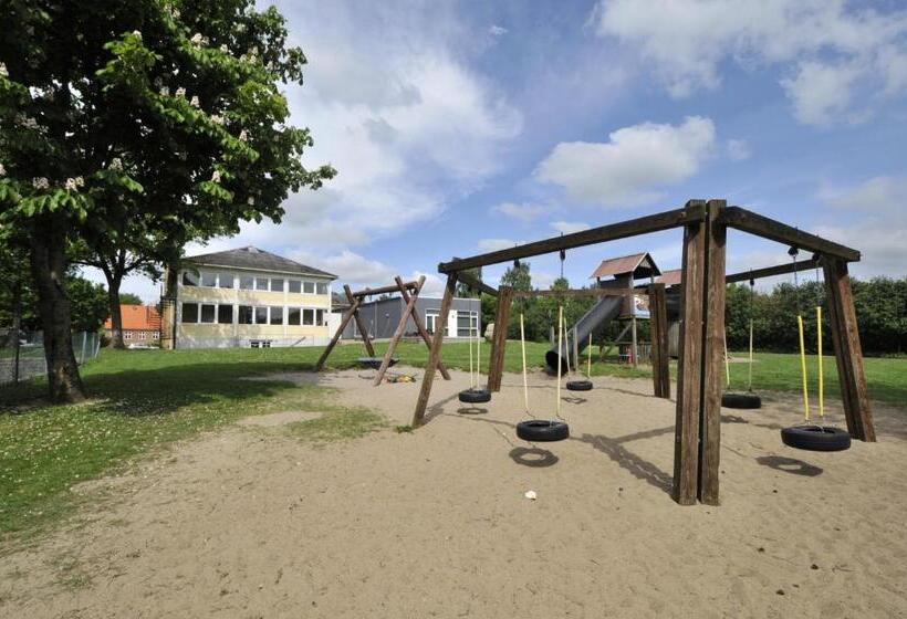 בית מלון כפרי Thyregod Kursuscenter