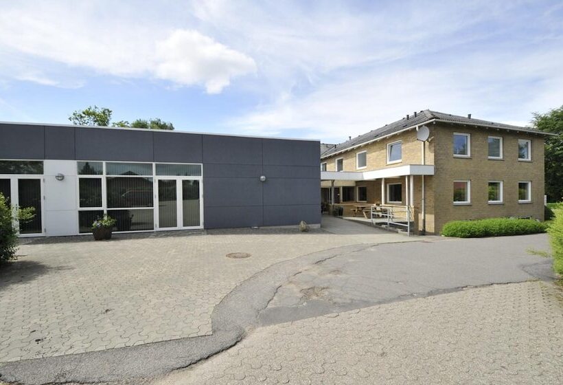 בית מלון כפרי Thyregod Kursuscenter