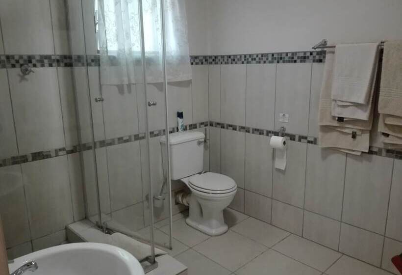 בית מלון כפרי Umzimvubu Retreat Guest House
