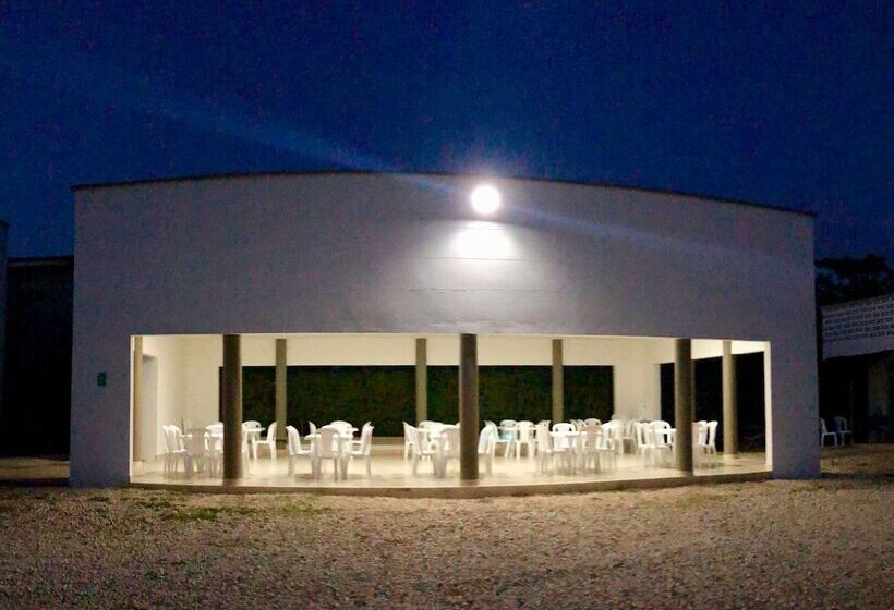 پانسیون Cabañas La Fragata