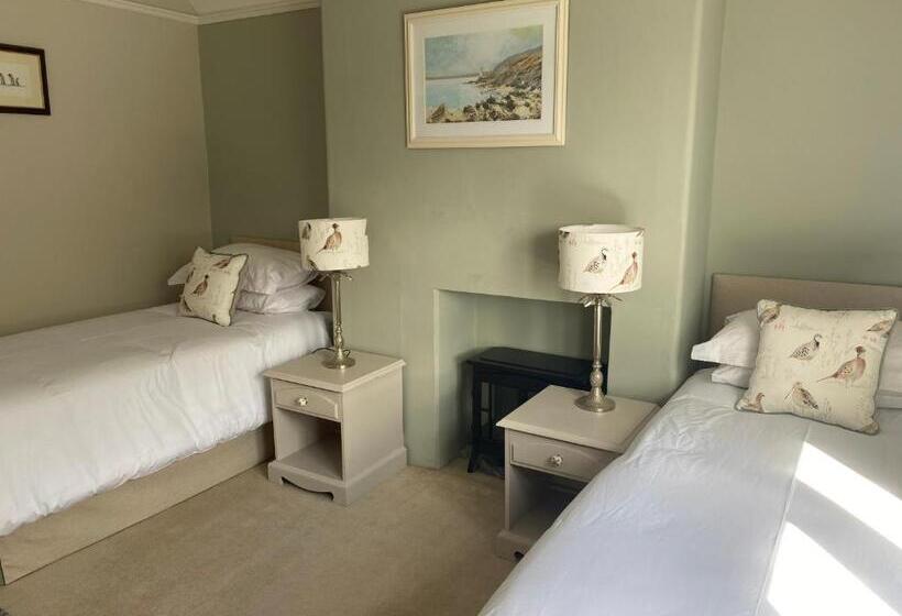 住宿加早餐  Burleigh House B And B