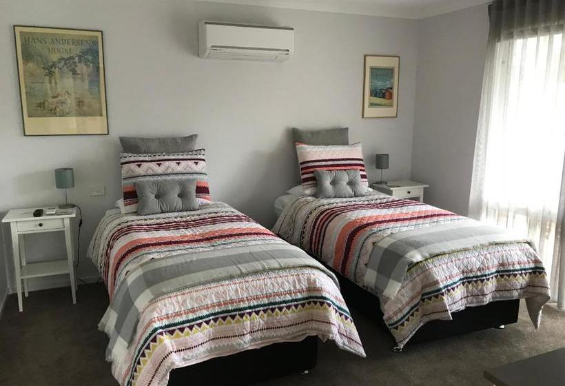 Bed and Breakfast Snapper House