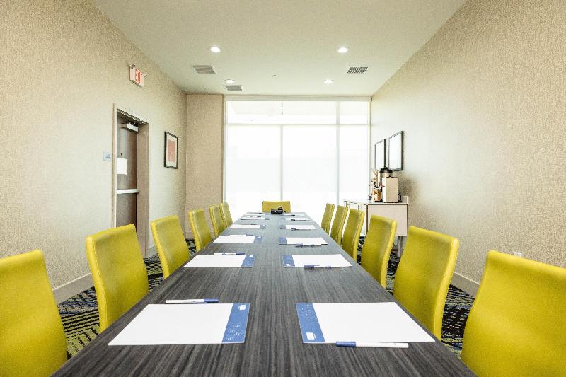 בית מלון כפרי Holiday Inn Express & Suites   San Jose Silicon Valley, An Ihg