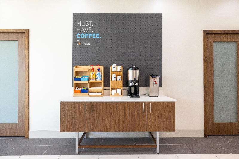בית מלון כפרי Holiday Inn Express & Suites   San Jose Silicon Valley, An Ihg