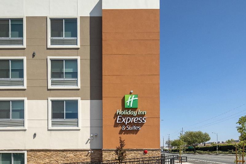 בית מלון כפרי Holiday Inn Express & Suites   San Jose Silicon Valley, An Ihg