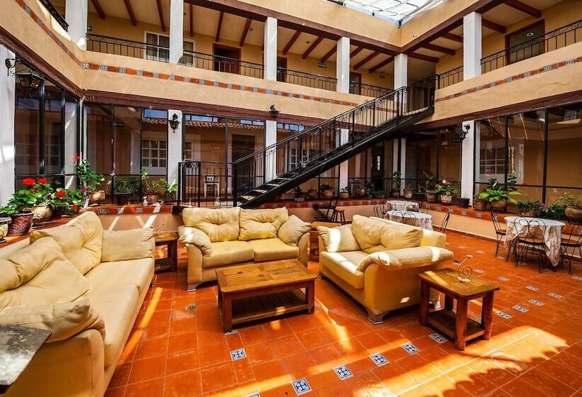 هتل La Casa De Don Tito, Jocotitlán