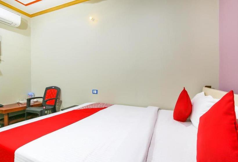 Отель Oyo 70909 Singh Palace