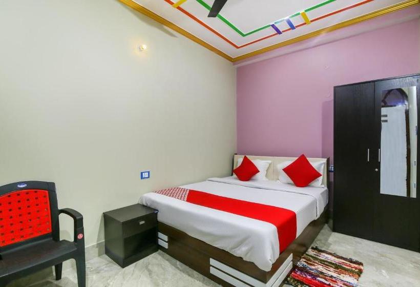 בית מלון כפרי Oyo 70909  Singh Palace