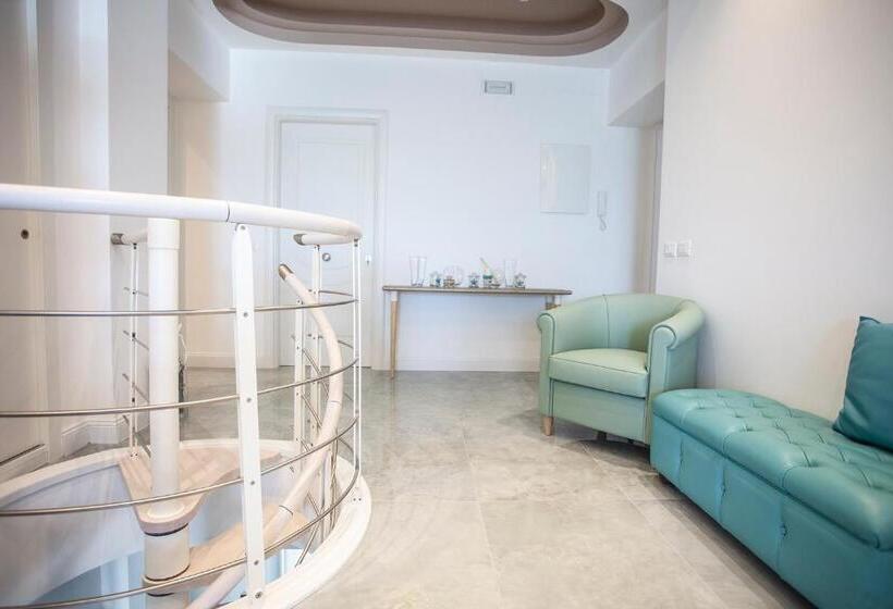 پانسیون Cavalieri D Oro Luxury House