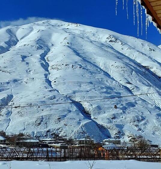 پانسیون Garbani