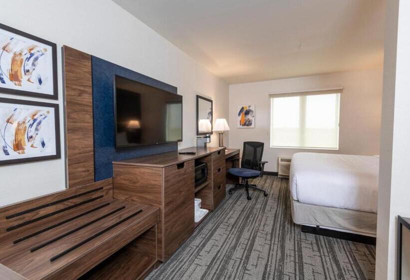 فندق Comfort Inn & Suites