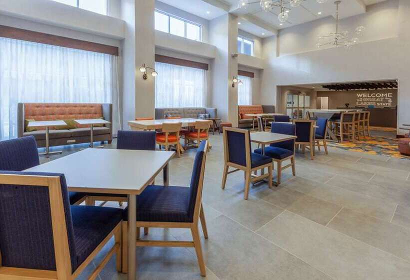 هتل Hampton Inn & Suites Bloomfield Hills Detroit