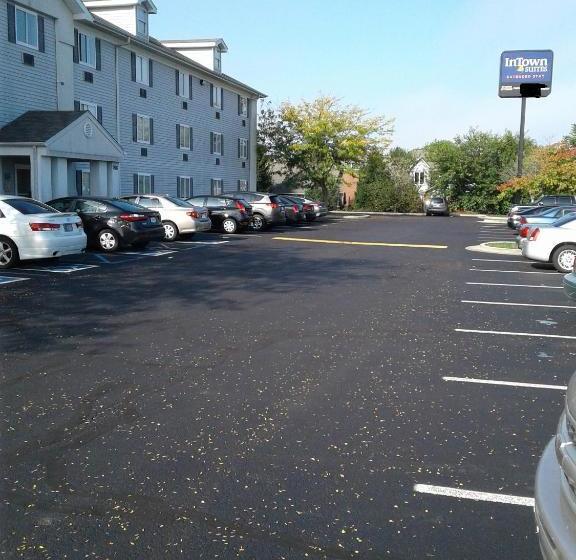 בית מלון כפרי Intown Suites Extended Stay Indianapolis In   Greenwood