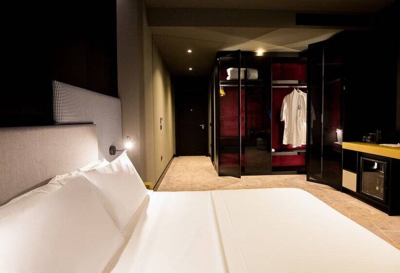 בית מלון כפרי The Central View Boutique