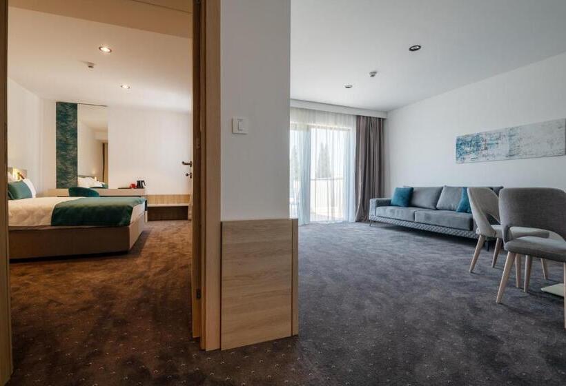 Marea Hotel & Spa