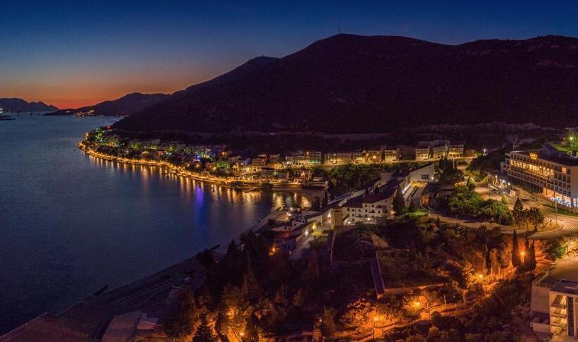 Marea Hotel & Spa