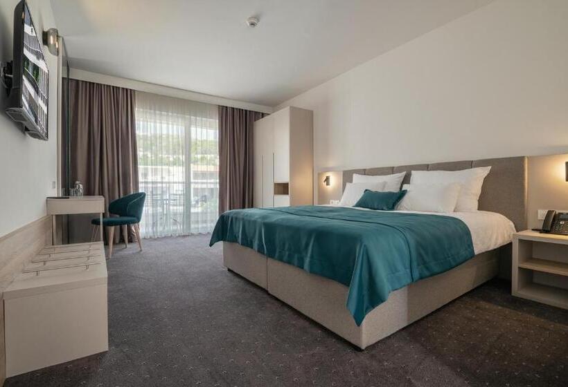Marea Hotel & Spa