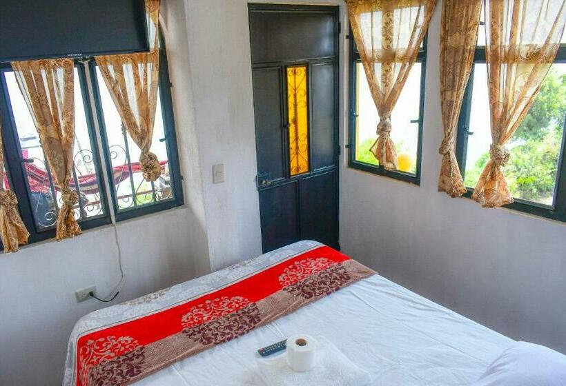 هاستل Villa Del Lago