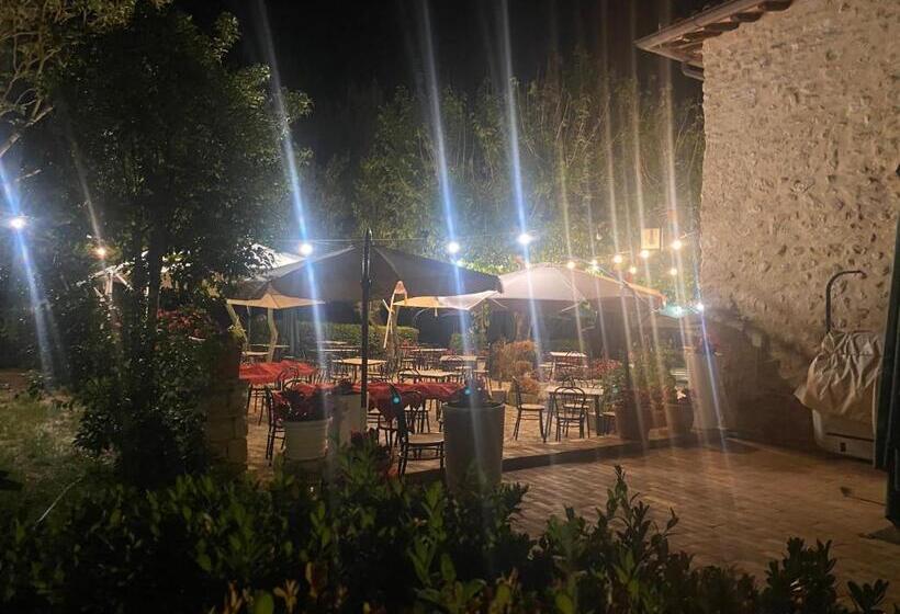 فندق Albergo Le Casaline