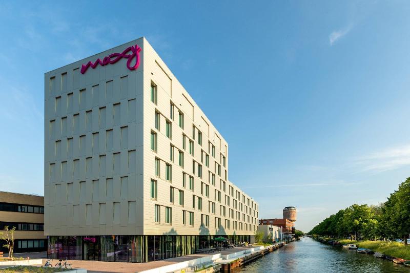 هتل Moxy Utrecht