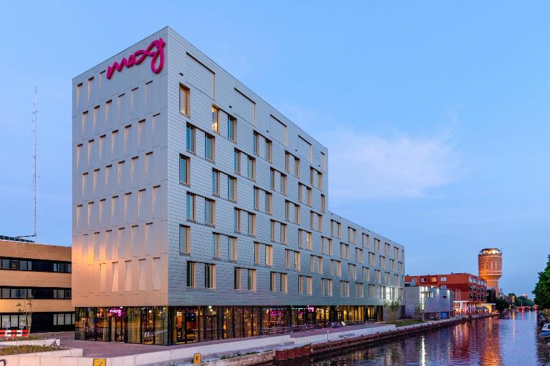 هتل Moxy Utrecht