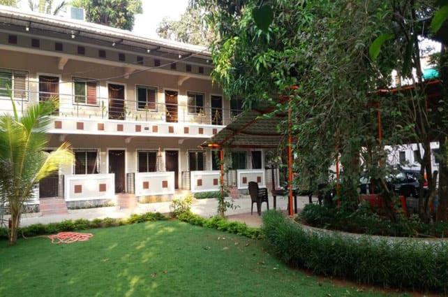 فندق Patel Cottage Beach Road Alibag