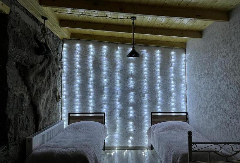 پانسیون House 54