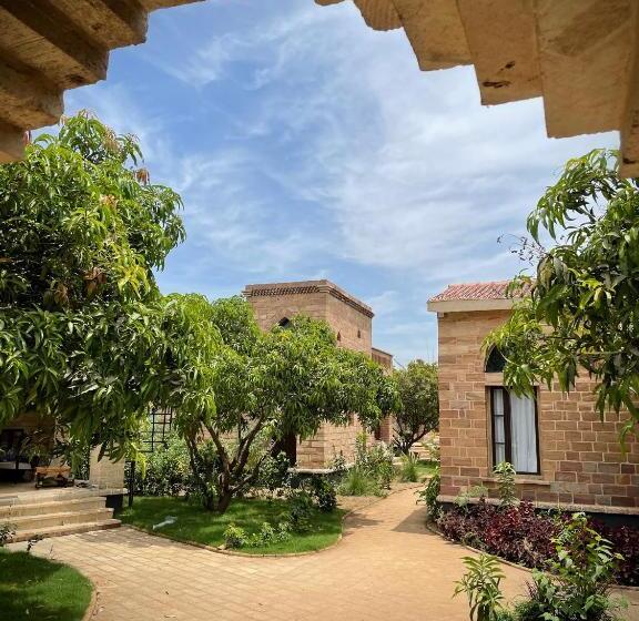 منتجع The Postcard Gir Wildlife Sanctuary